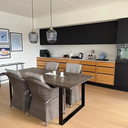 Apartment Laekker Med Vand Udsigt Pa Islands Brygge *